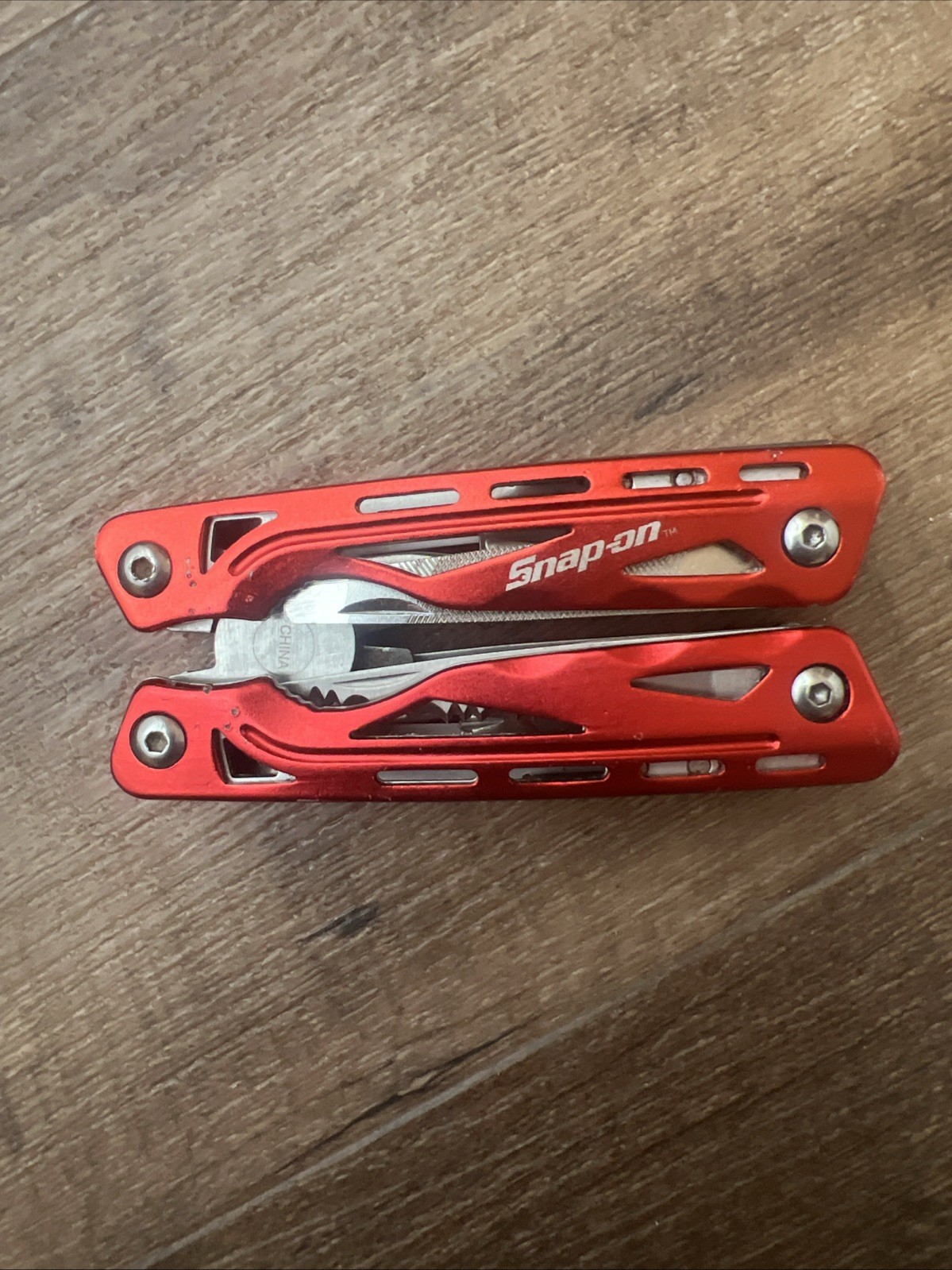 🌟Snap-on Red Stainless Steel 4″ Multi-Tool Pliers, Knife, File, & Sheath, NICE!