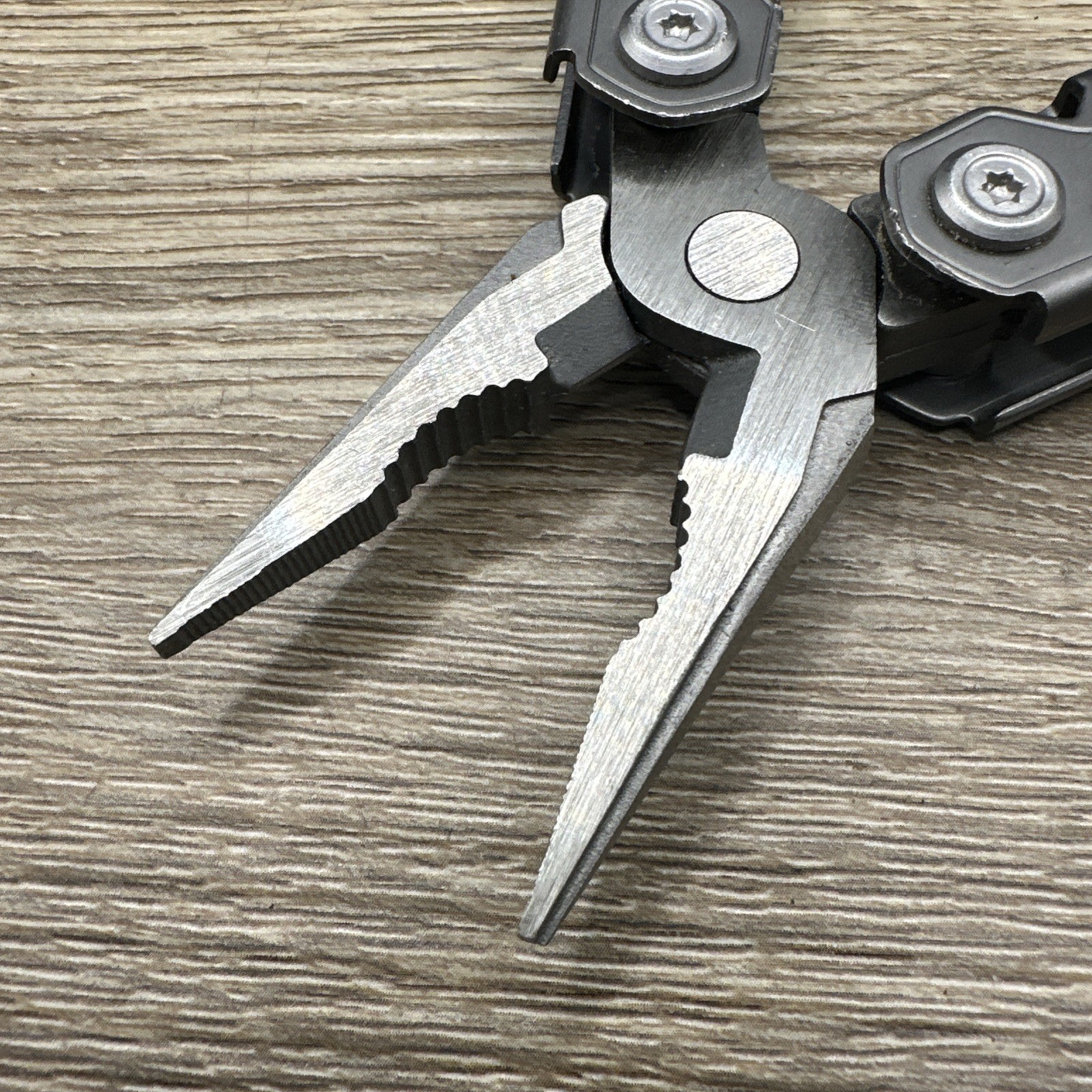 Gerber Truss Multi-Tool Pliers Knife Folding EDC FAST SHIPPING!