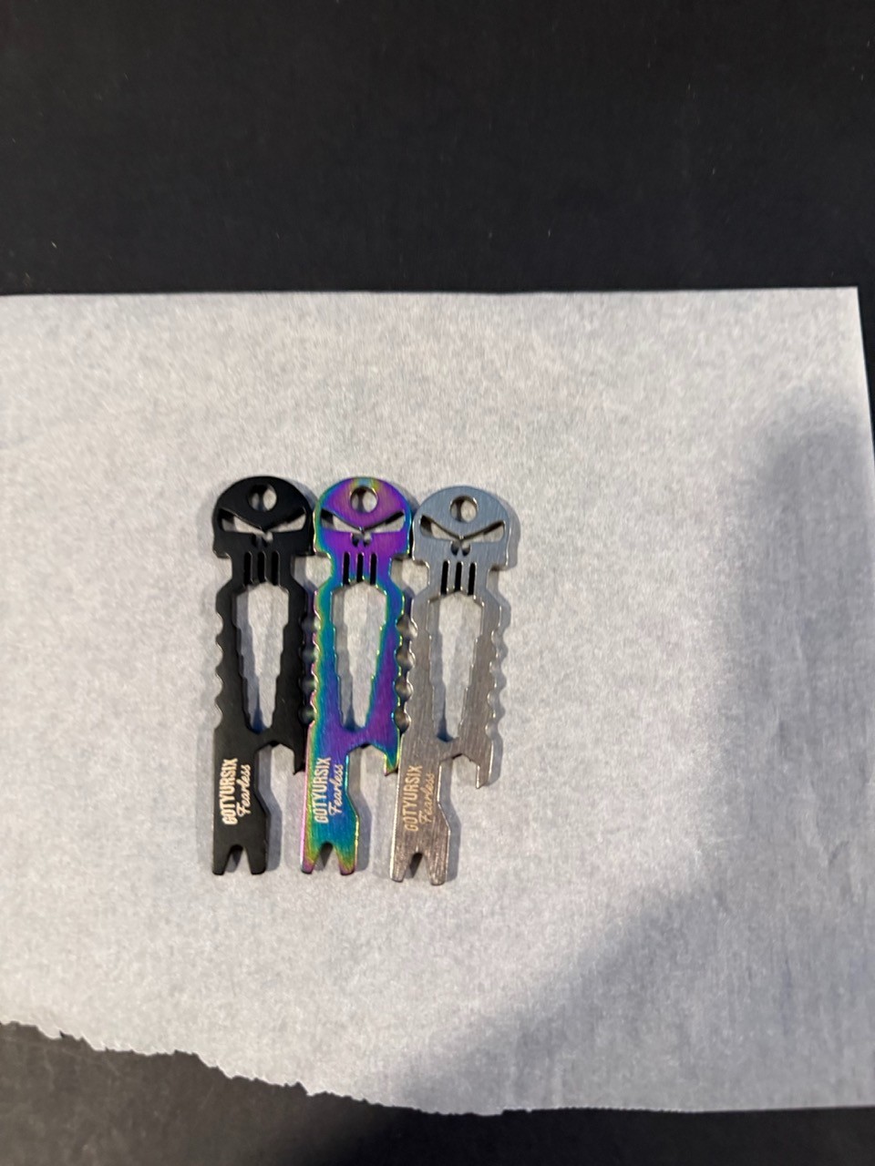 EDC-PUNISHER 6-In-1 COMPACT KEYCHAIN MULTI-TOOL