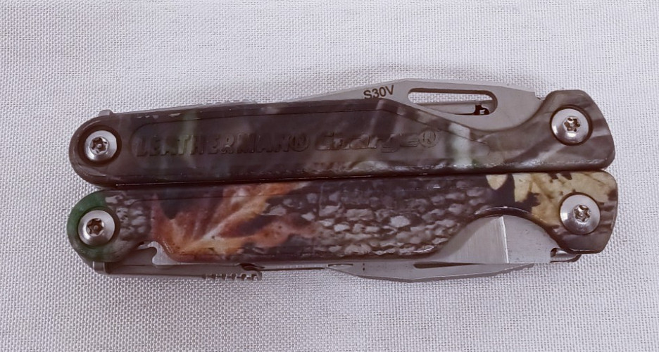 Leatherman Charge LMTi Camo Multi-Tool Nylon Sheath / USA SHIPPING ONLY