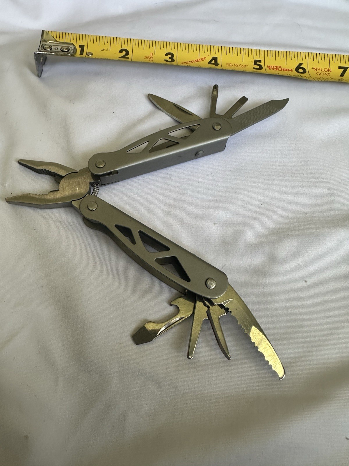 Stainless Steel Pocket Knife Multi-Tool Blade Unbranded Letherman Style 3” Cl