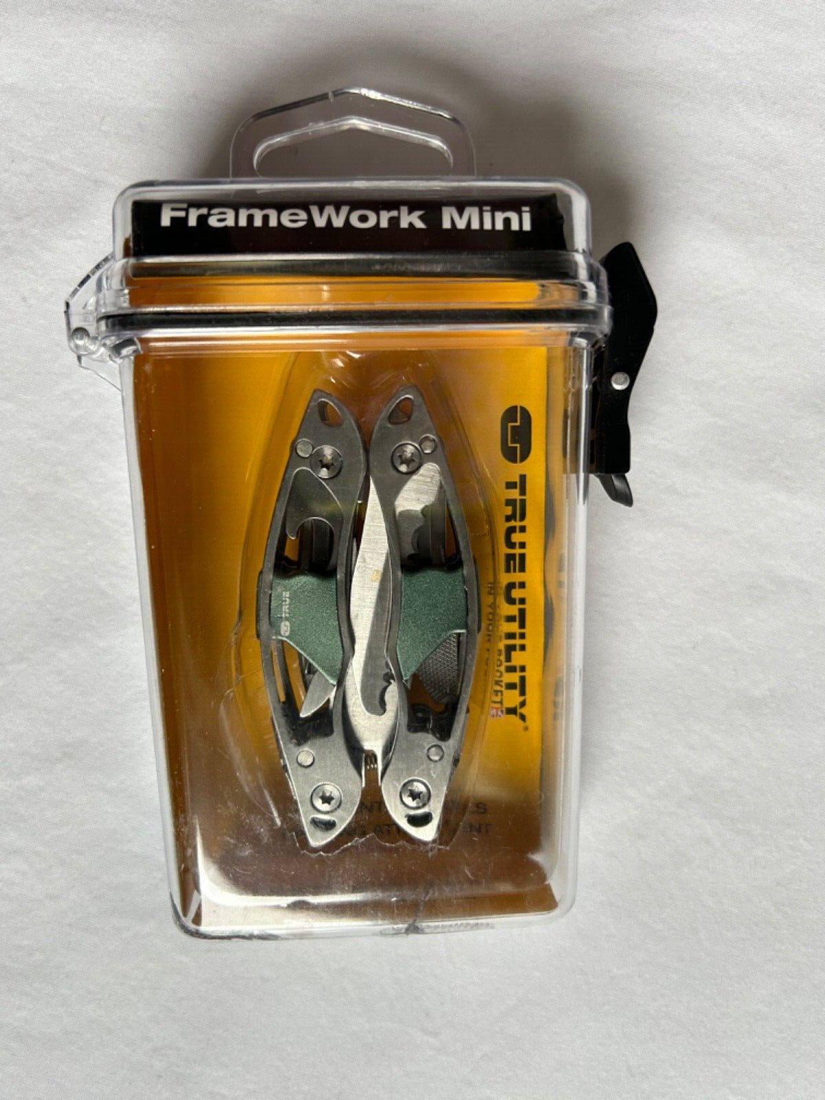 True Utility Framework Mini Key – Ring Multi-Tool with Waterproof Case CRACKED