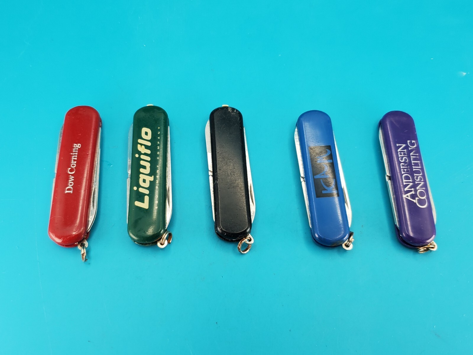 Lot of 5 Wenger Esquire Swiss Army Knife Multi Tools!
