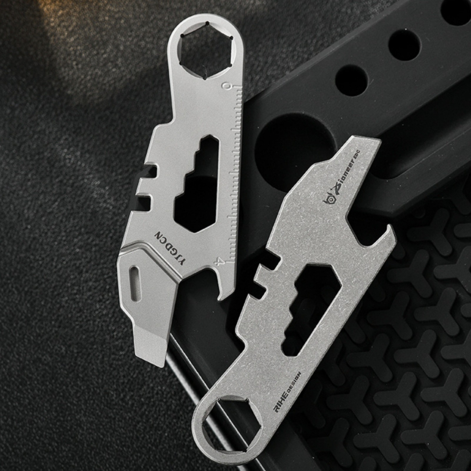 Titanium Alloy EDC Multi-Tool Pry Bar Bottle Opener Wrench Outdoor Gear Portable