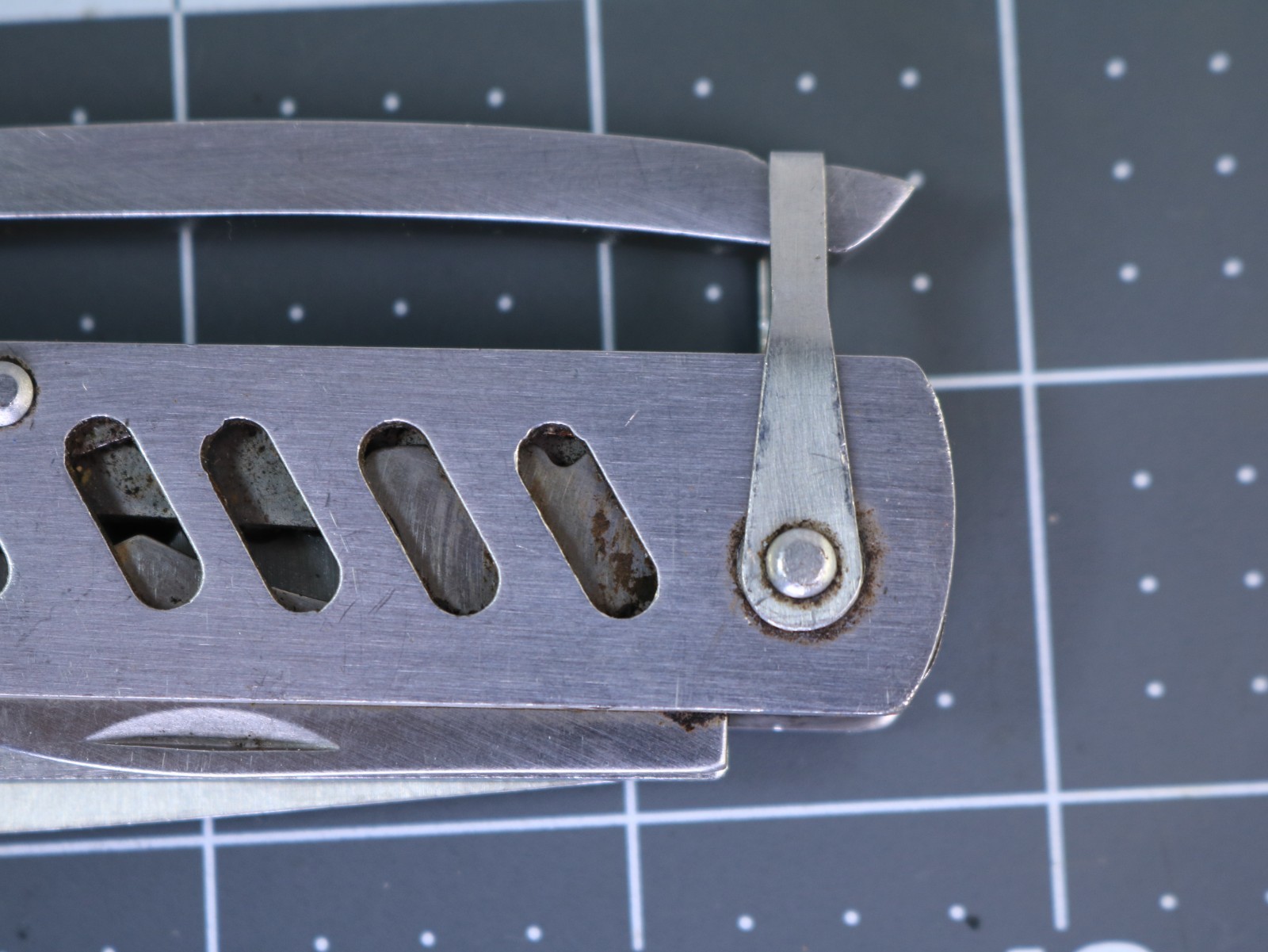 Valerus Spirit Multi-Tool Pliers Knife Saw Screwdriver File Camp Utility EDC !