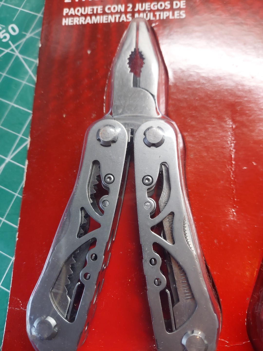 Husky 2-Pack Multi-Tool Set New 523 289
