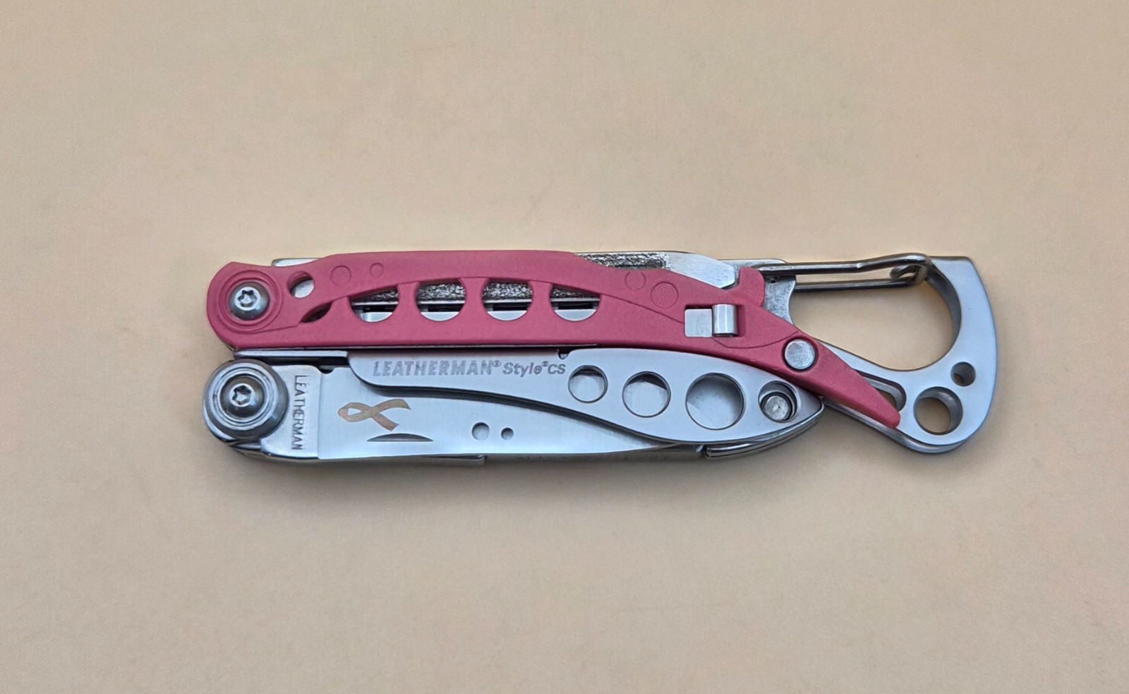 Retired Leatherman STYLE CS Pink Multi-Tool Good Condition (003)