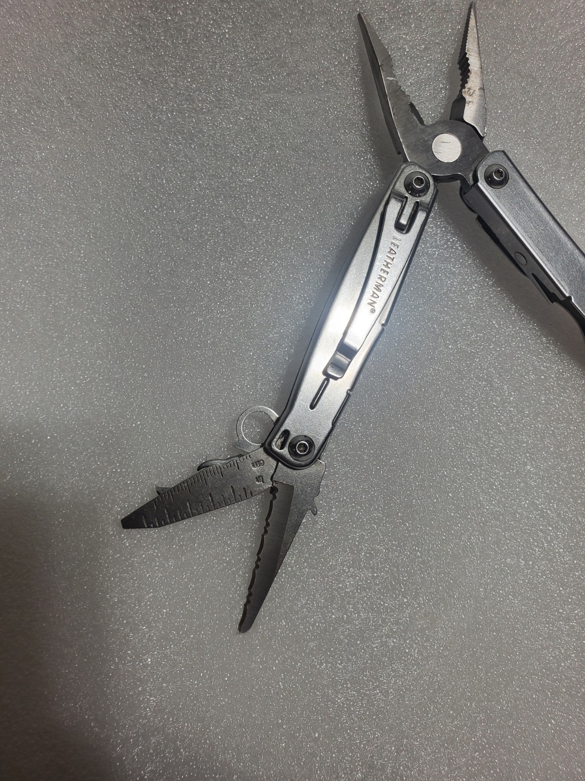 Leatherman Sidekick Multi-tool Stainless Steel With Clip Knife Pliers Saw