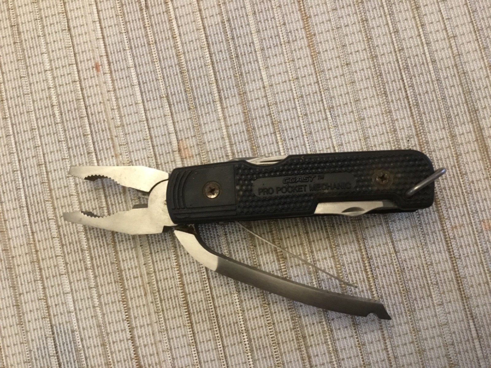 Coast Pro Pocket Mechanic Multi Tool with Pliers, Blade