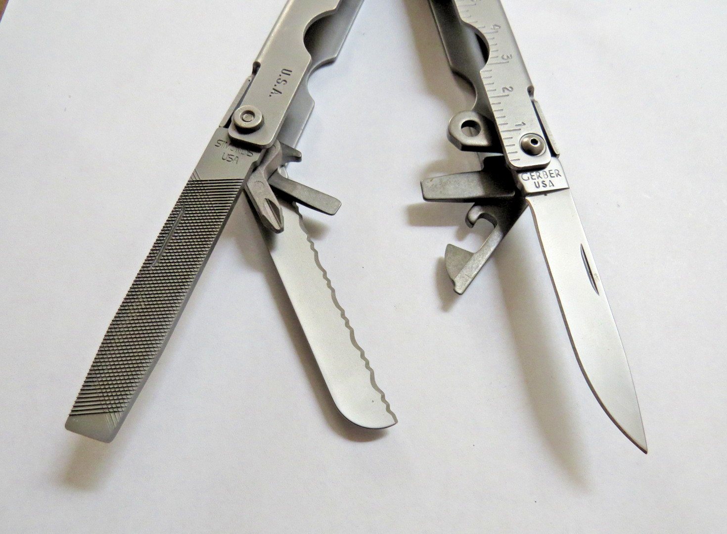 Vintage Stainless Gerber MP600 Blunt Nose Multi Plier Folding Tool No Plastic