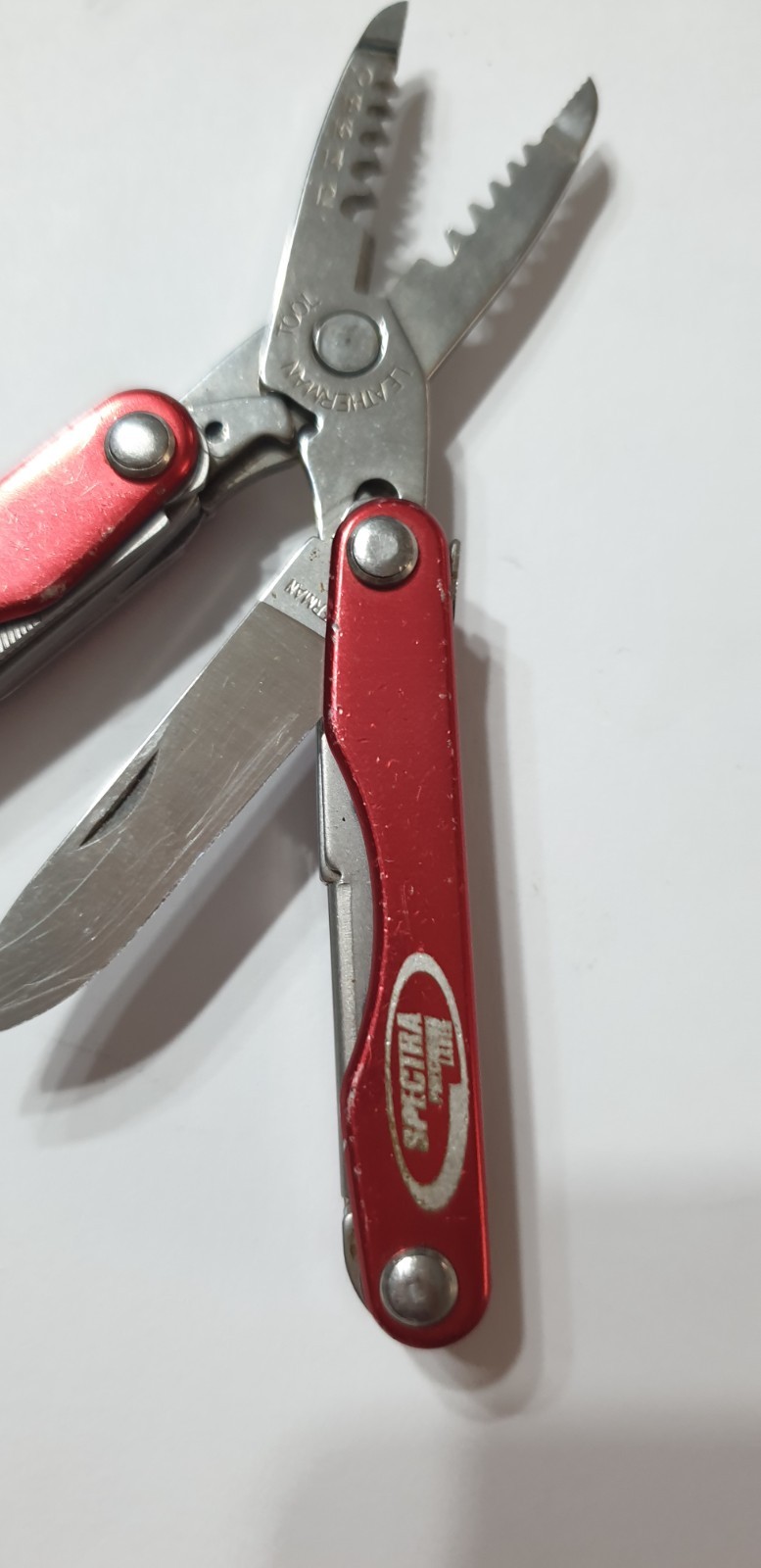🔥 Leatherman Squirt E4 Stainless Multitool Red Rare Retired Condition