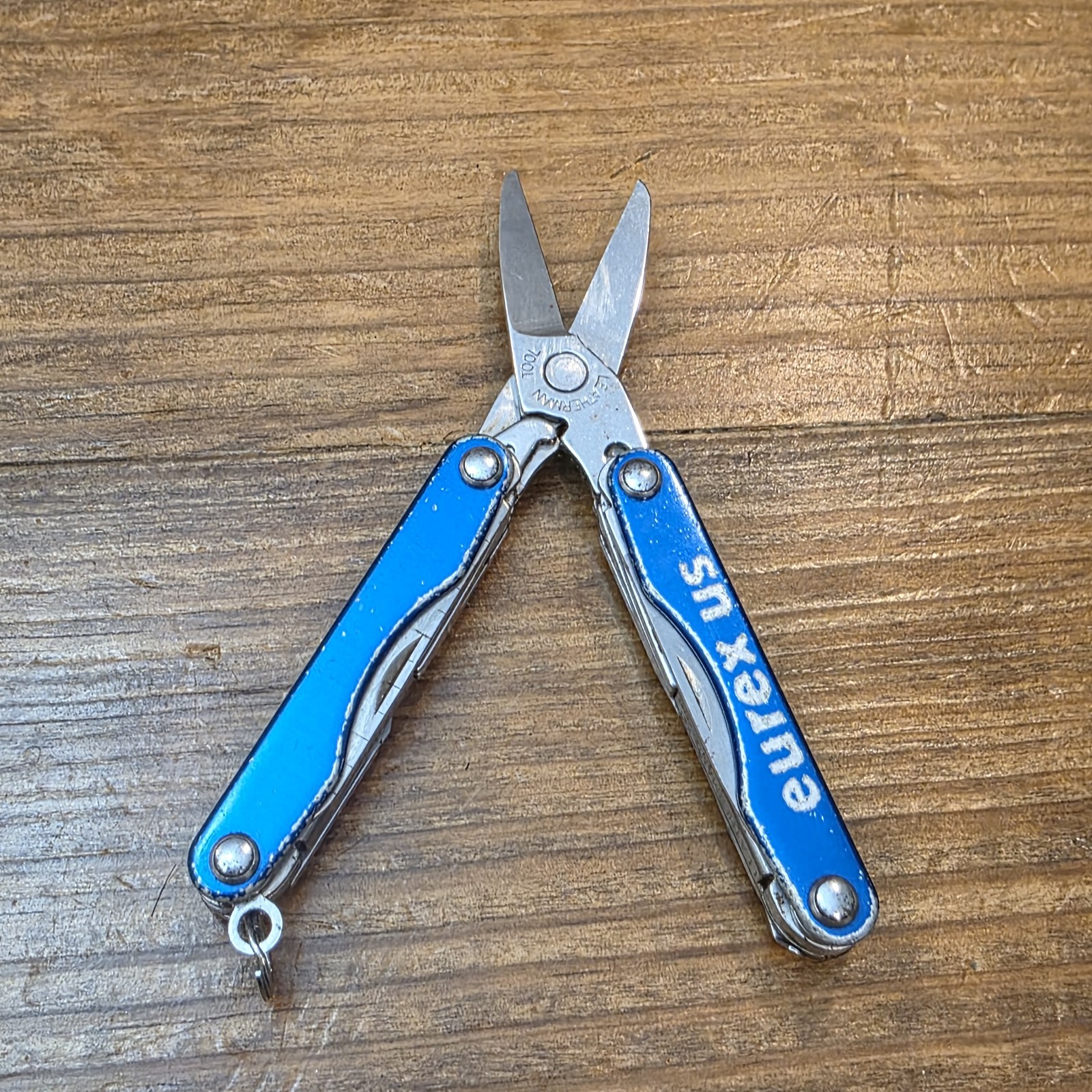 Leatherman Squirt S4 Blue Multi-tool Knife – Retired