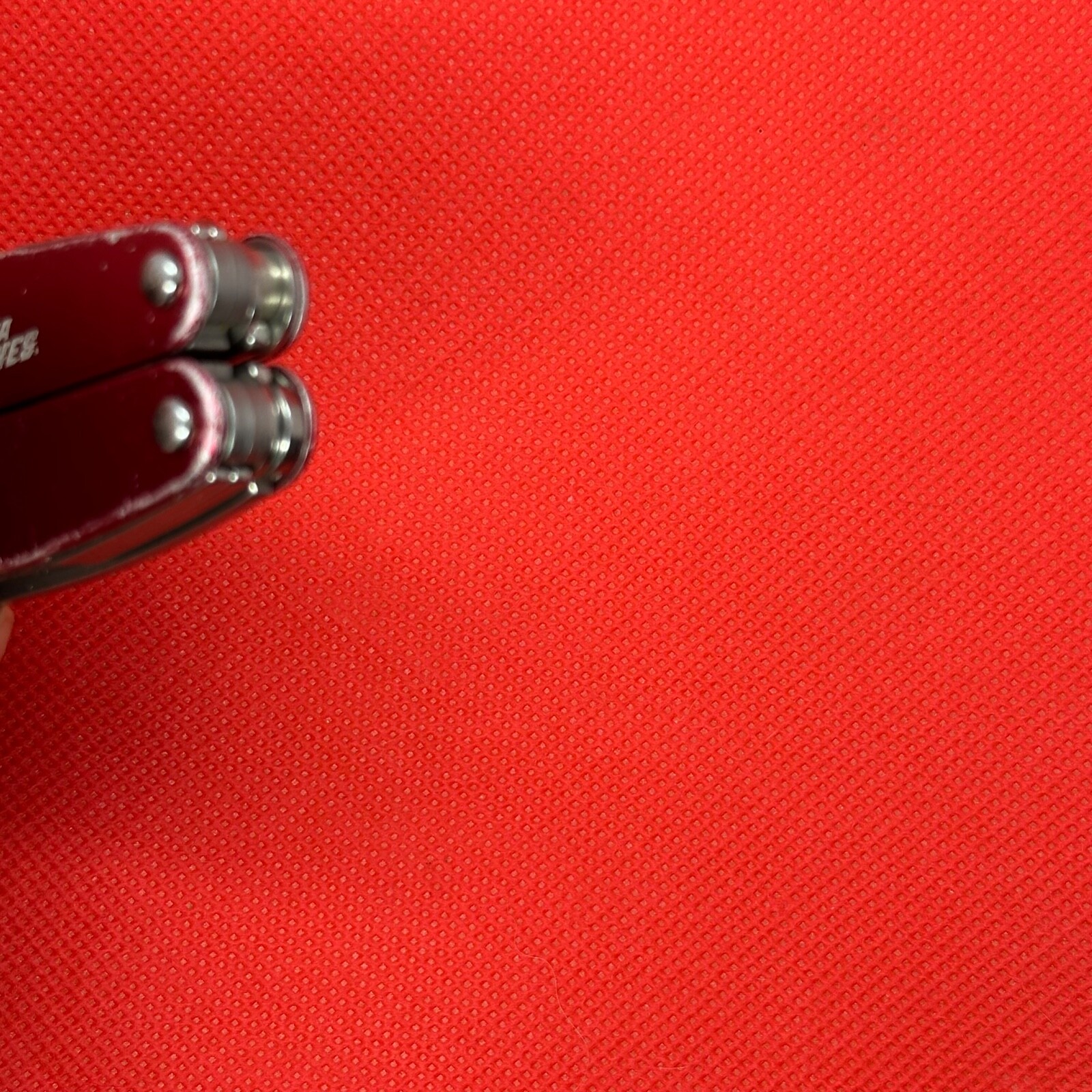 Retired Gen 1 Red “Carolina Hurricanes” Leatherman Juice C2 Multitool. **READ**