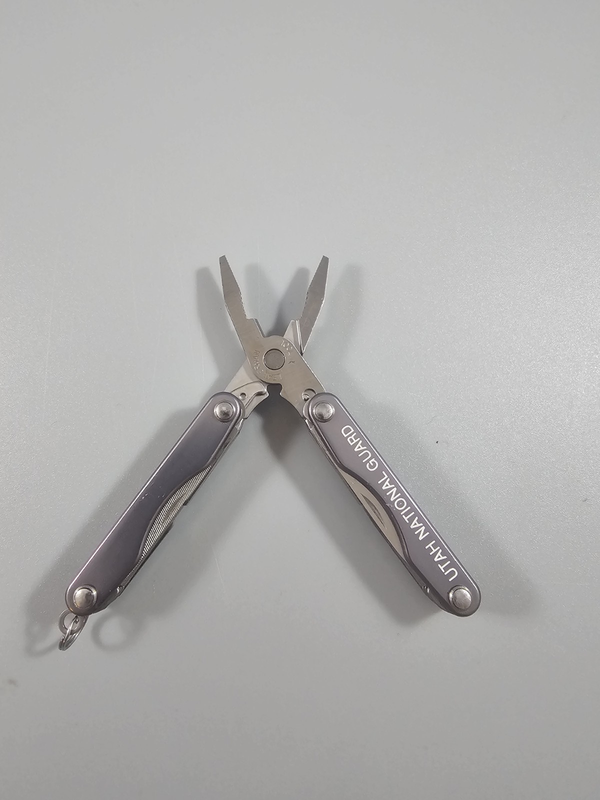 Leatherman Squirt P4 UTAH NATIONAL GUARD Gray Multi-tool Knife – Very Clean