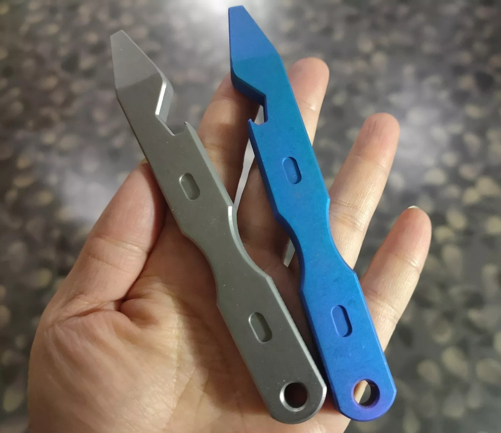 TC4 Titanium Crowbar Pry Bar Underreach Pendant EDC Tool Bottle Opener