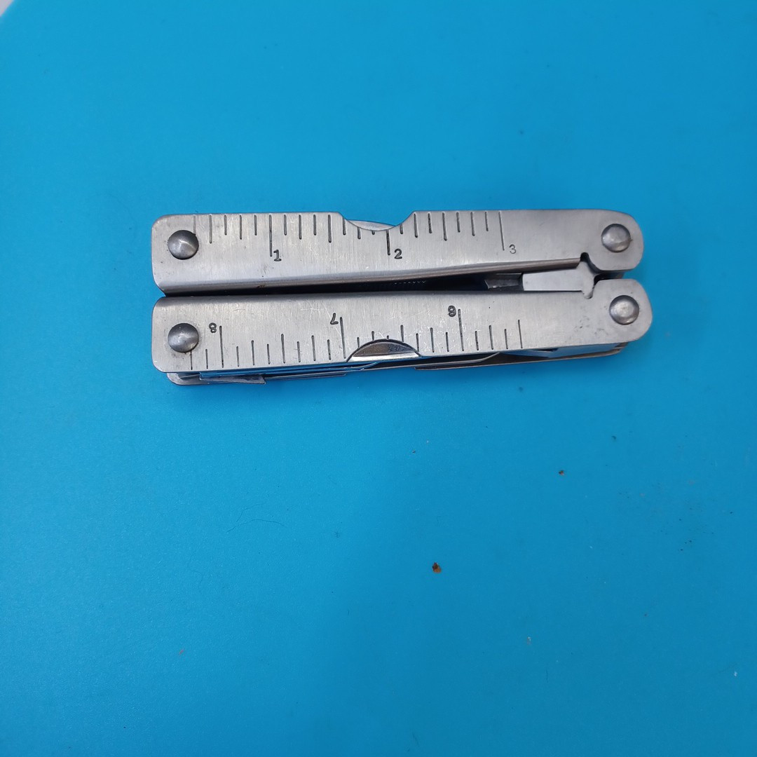 Winchester Multi-Tool Stainless Steel Finish – 4.25 inches closed