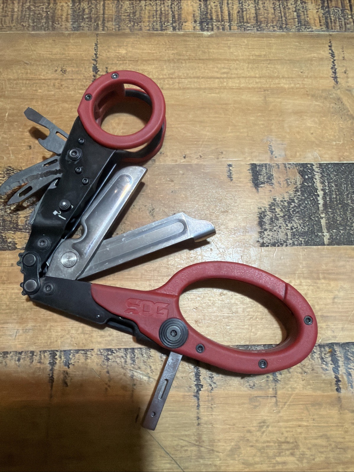 SOG Medical Multi Tool