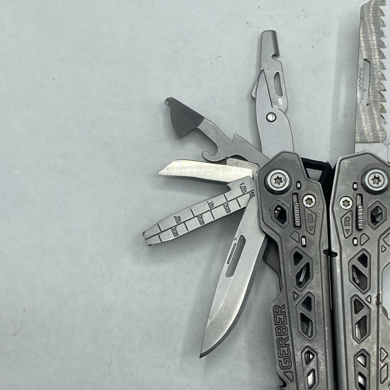 Gerber Truss Multi Tool – Gray
