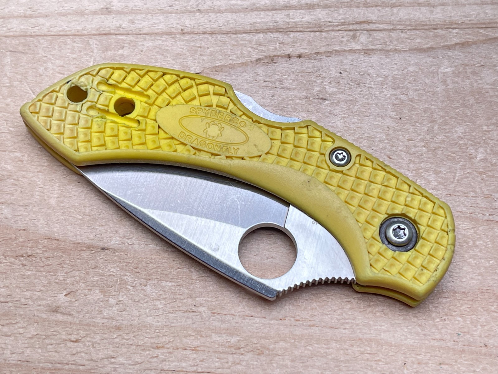 Spyderco Dragonfly Salt H1 Yellow Plain Edge Blade Folding Pocket Knife