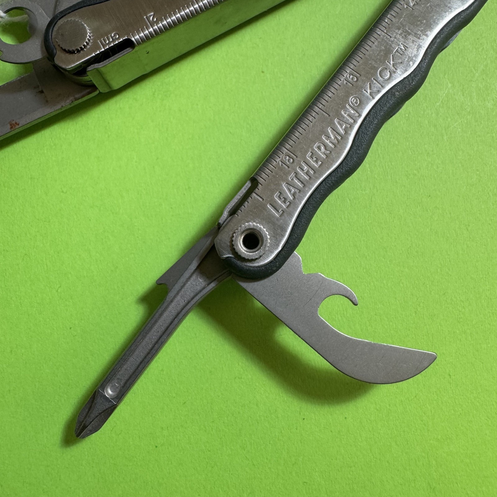 Leatherman Kick Plier Multi-Tool Multifunction Pocket Knife Stainless EDC #704