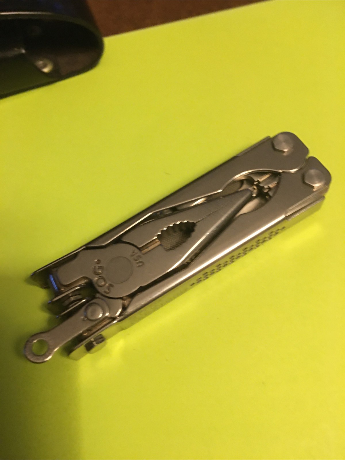 SOG USA Para Tool 10 Blades Pliers Measures Made USA Excellent Condition