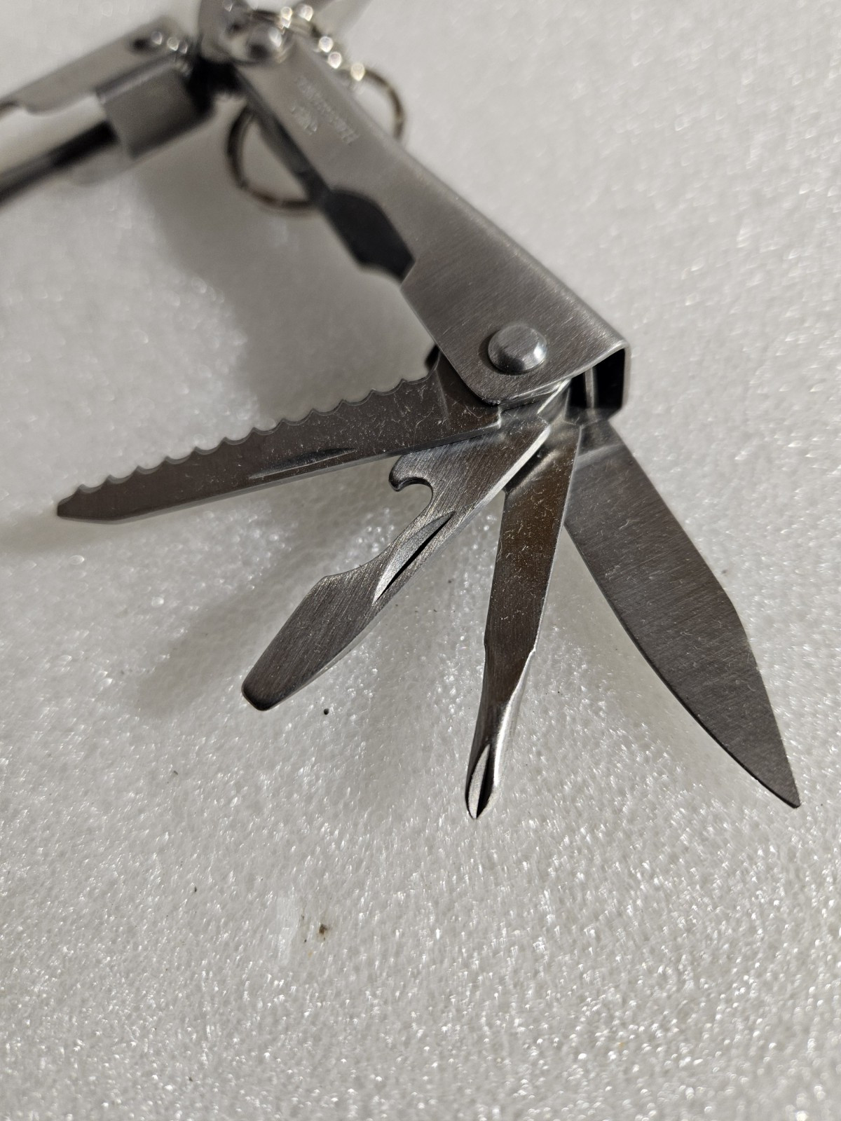 8-in-1 Multi-tool Multi Function Pliers-Folding Pocket Tool With LED light