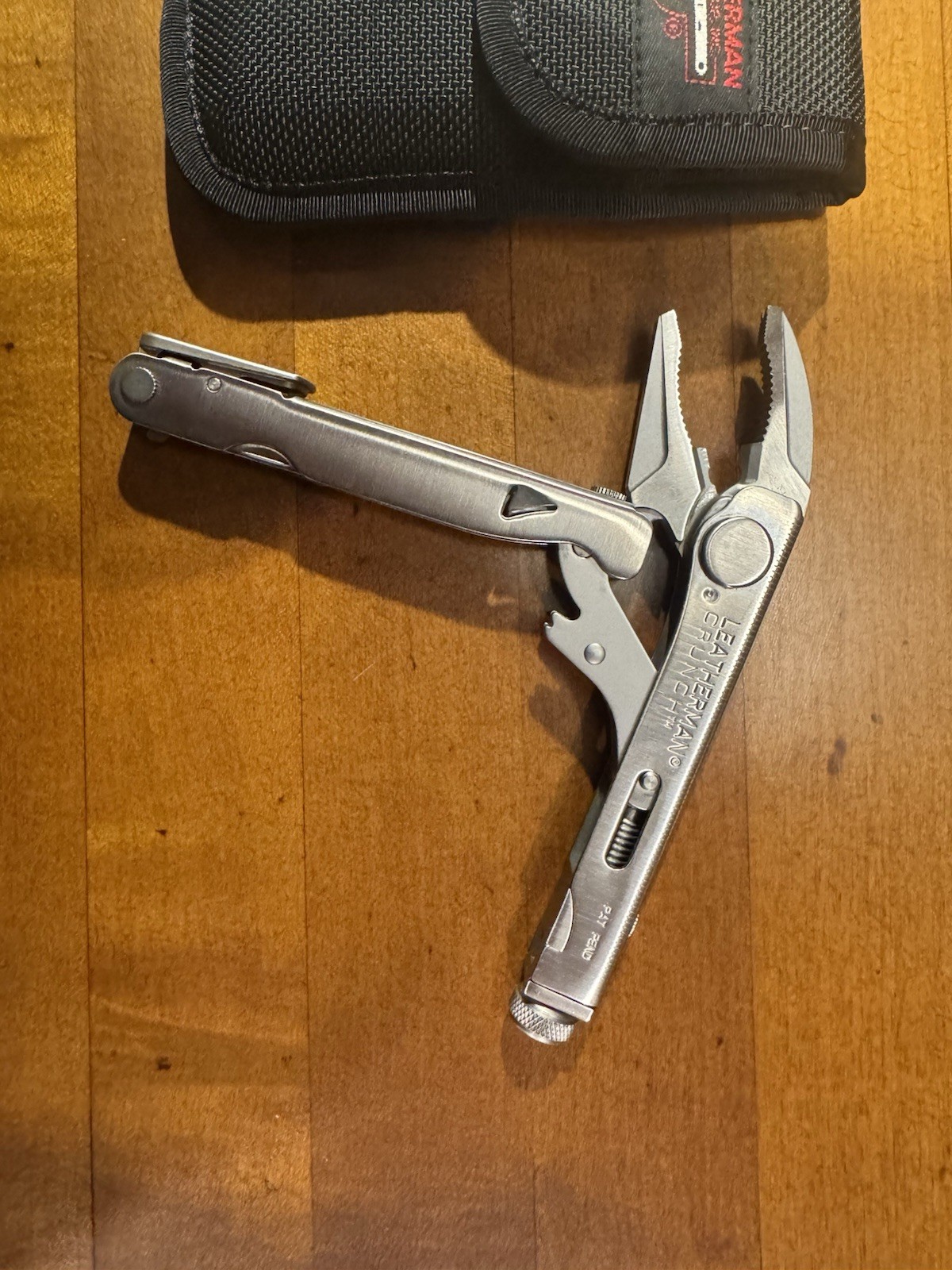 *NEW* Leatherman Crunch Multi-Tool Stainless Steel FIRST PRODUCTION