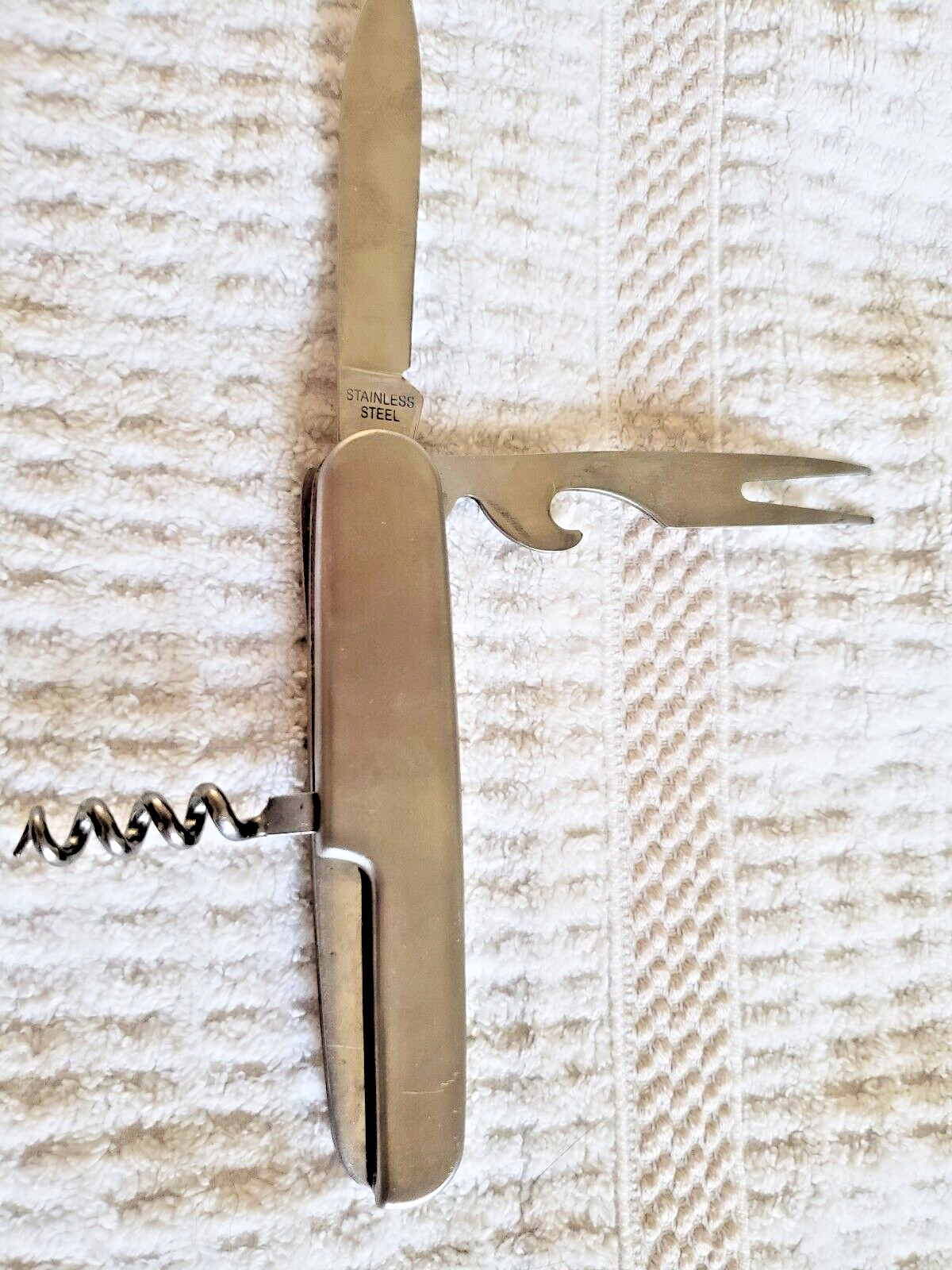 Muti Tool Knife From National Geographic Stainless Steel
