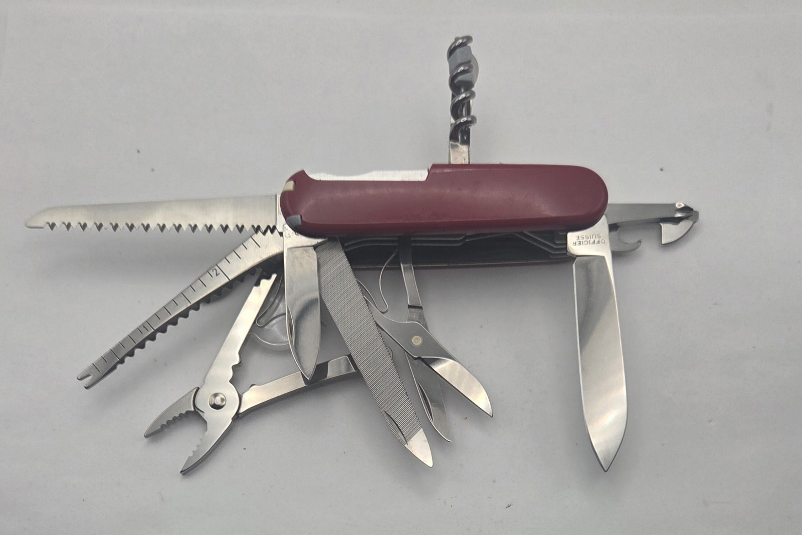 Victorinox SwissChamp Swiss Army Knife Red Multi-Tool Excellent Condition L-1