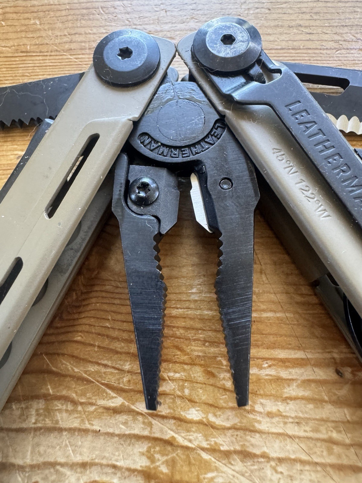 Leatherman Signal Multitool Coyote Tan Black Oxide Survival Knife – Engraved