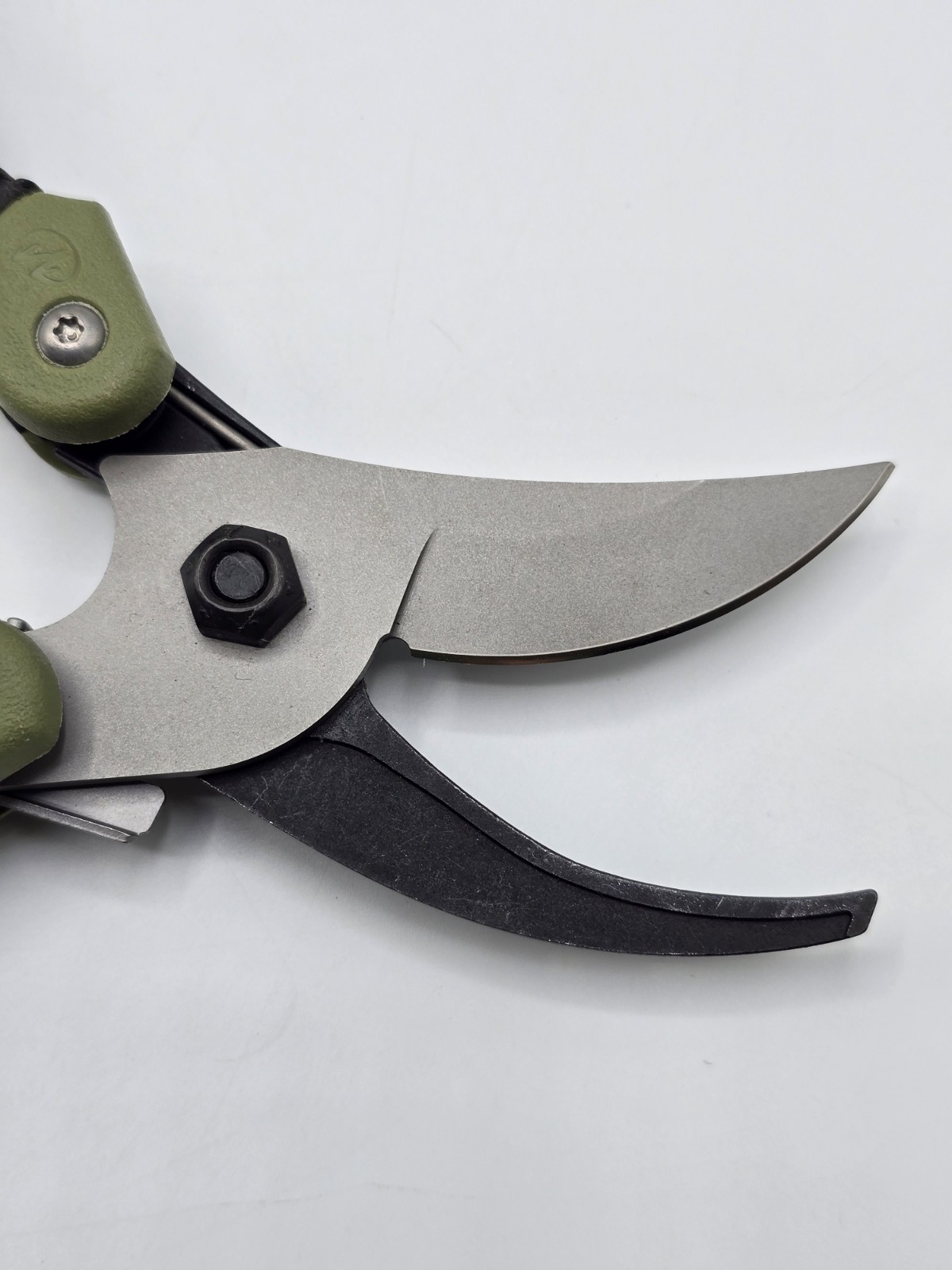 Leatherman Vista Multi-Tool Nylon Sheath USA Hybrid Shears