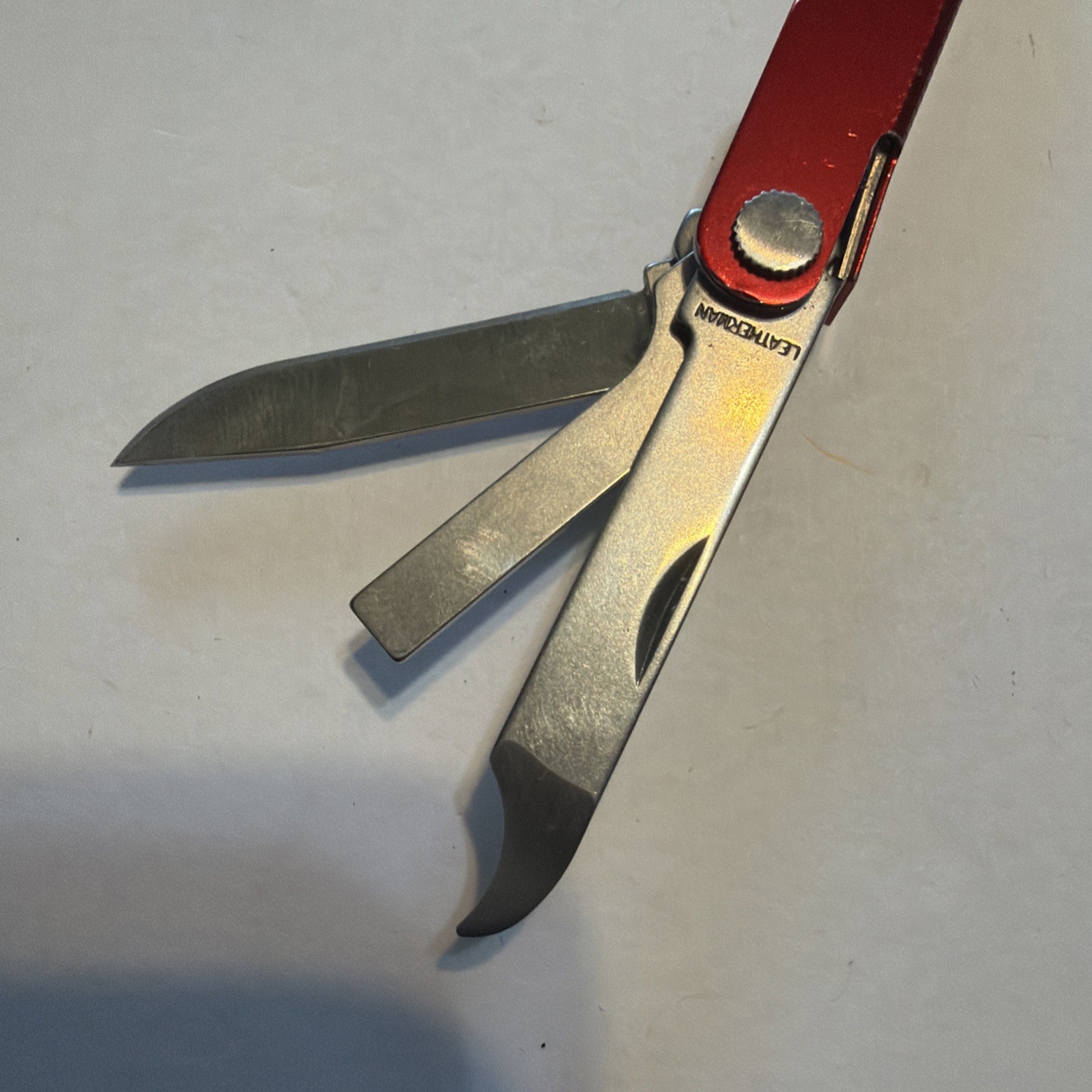 Leatherman Micra Multi-Tool, Knife, Scissors, Key Ring, Red , Stainless.