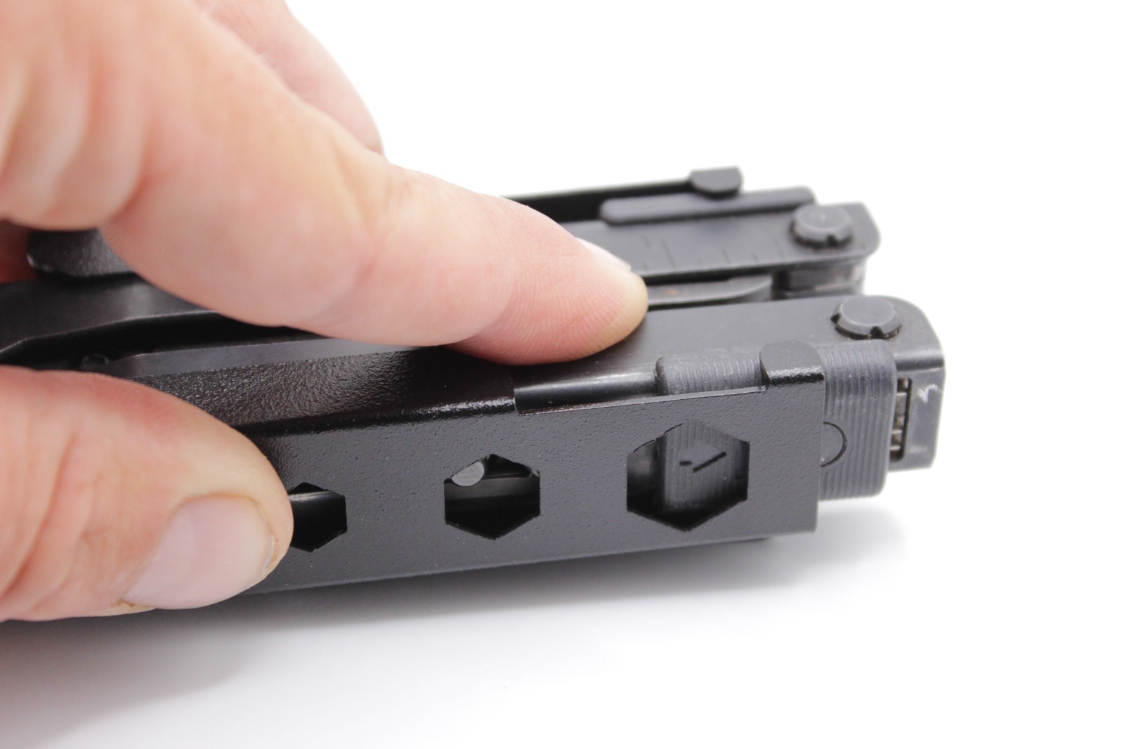 MP600 multitool sheath – designed by RAE GEAR USA – compatible with GERBER