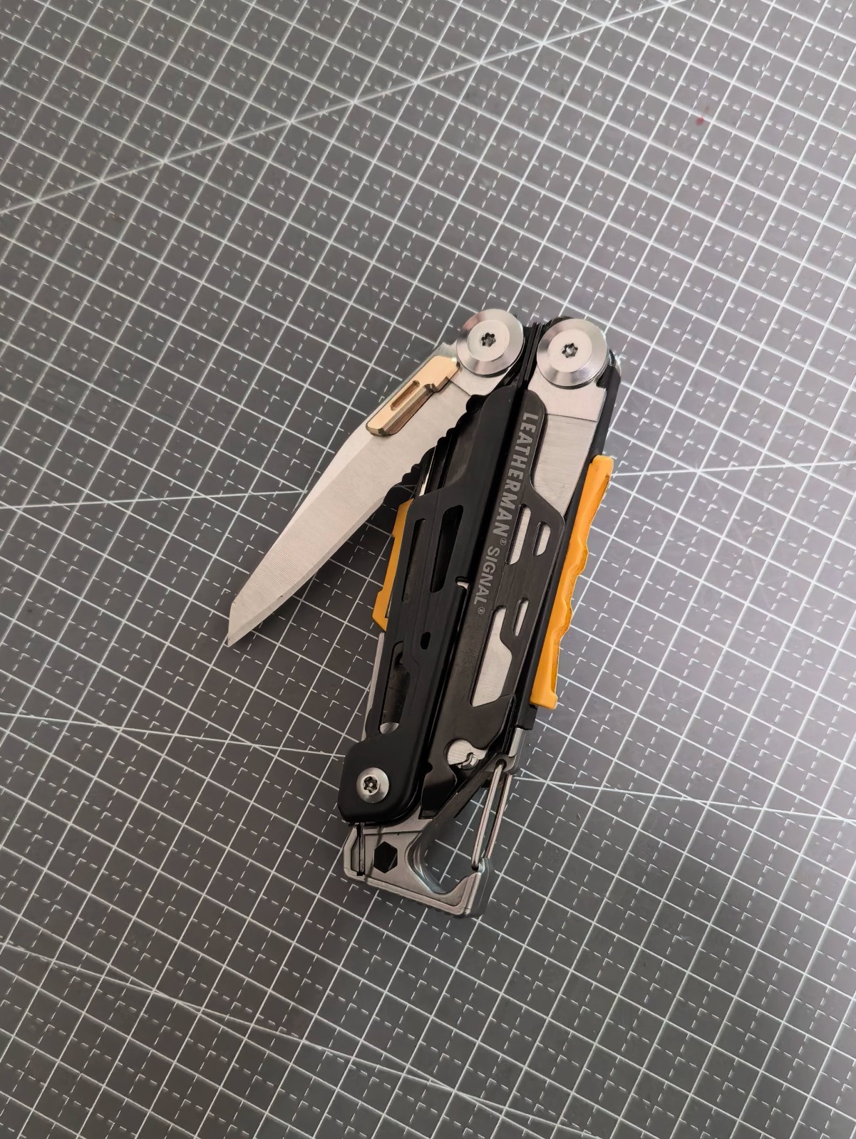 Aluminum Brass Thumb Stud for Leatherman SIGNAL with Light Slot EDC Upgrade