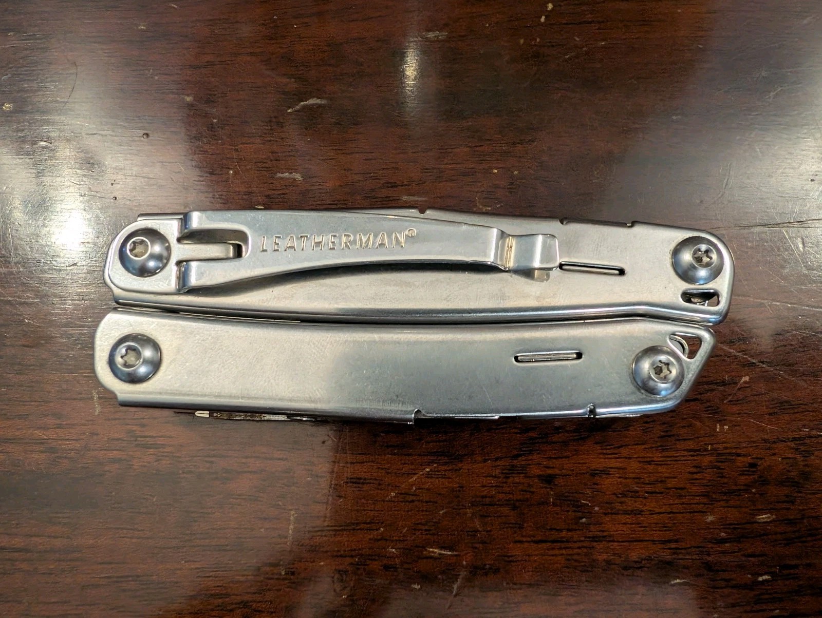 Leatherman Sidekick Multi-Tool, Knife, Pliers, Saw, EDC A
