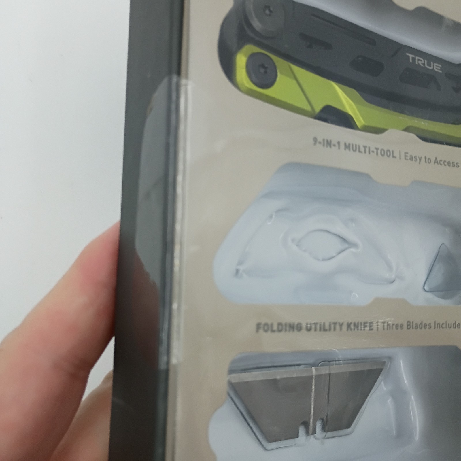 TRUE Utility 5-Piece DIY 9-in-1 Multi-Tool Kit, Knife, Pen Light w/ Pouch NEW