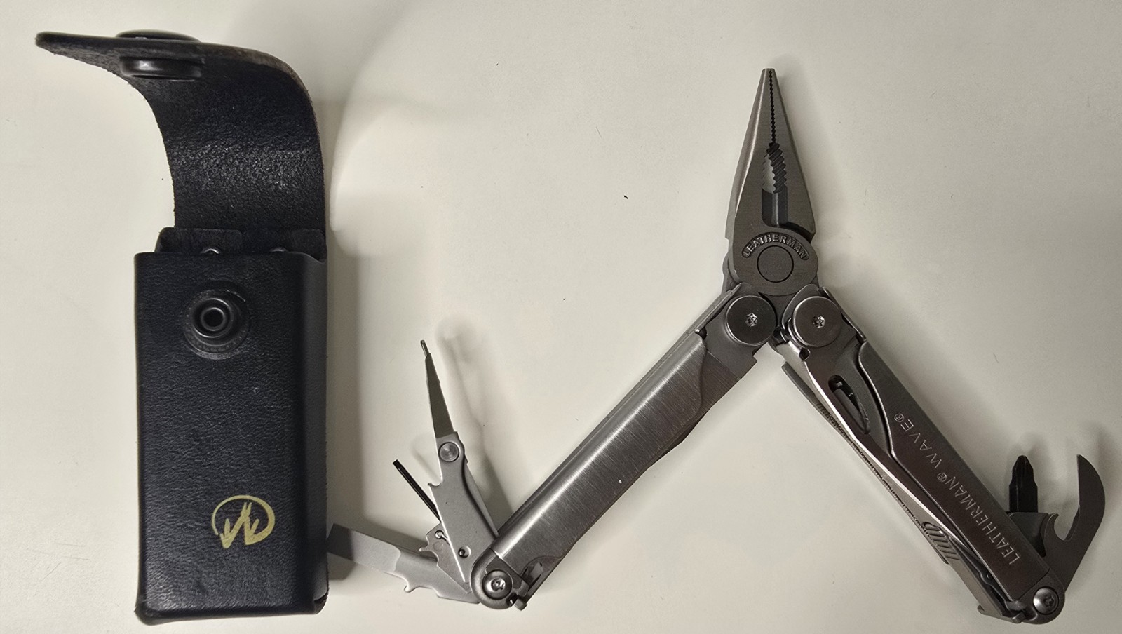 Leatherman Wave Multi Tool 10/06 Date Code w Original Leather Sheath Unused
