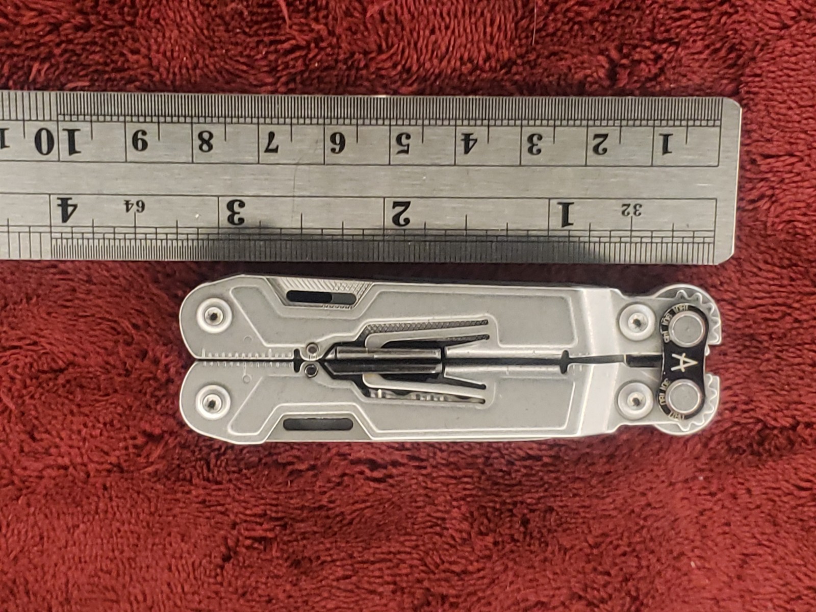 SOG PowerPint Multi-Tool Pocket Knife Folding Pliers