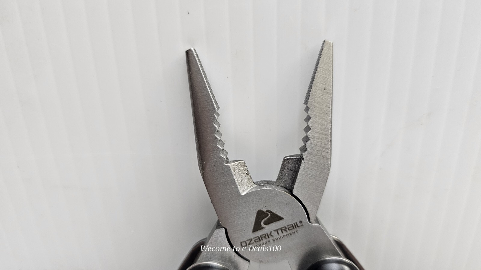 Stainless steel 10-in-1 tool OZARK TRAIL OUTDOOR EQUIP – Black