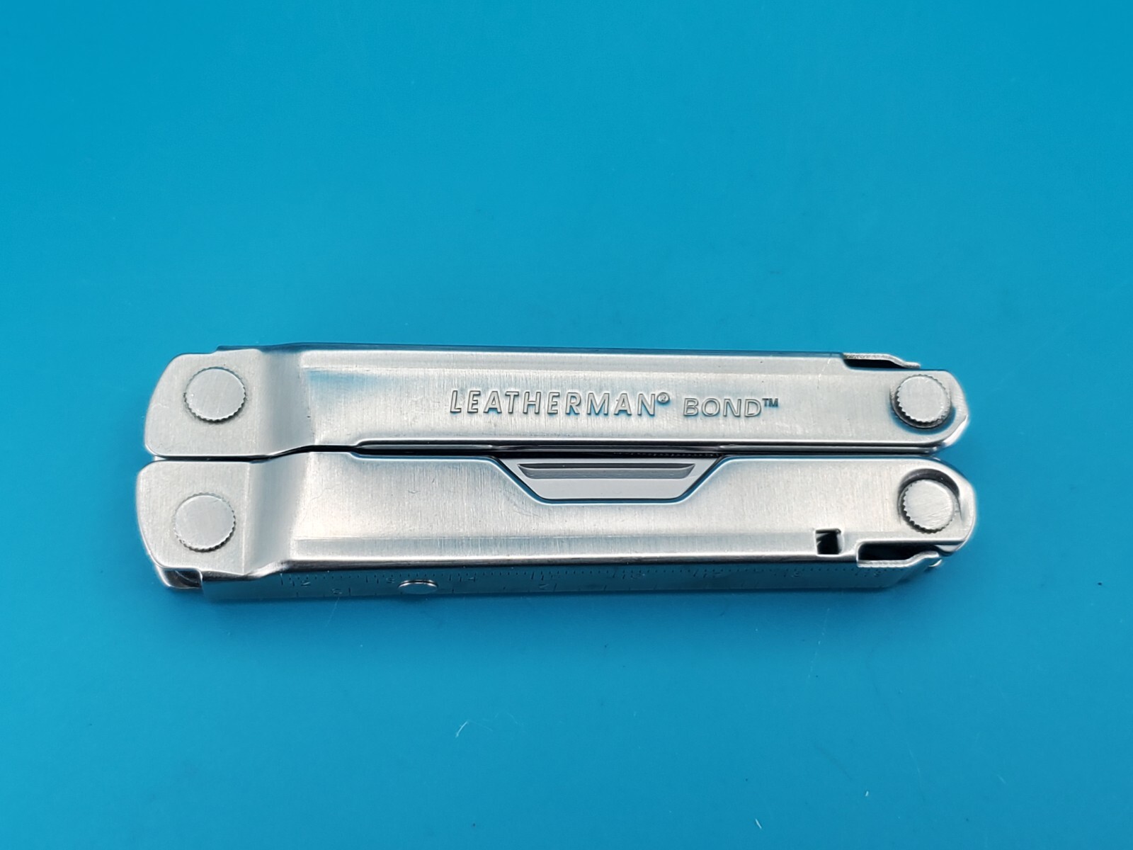 LEATHERMAN Bond Multitool, Stainless Steel Everyday Tool!