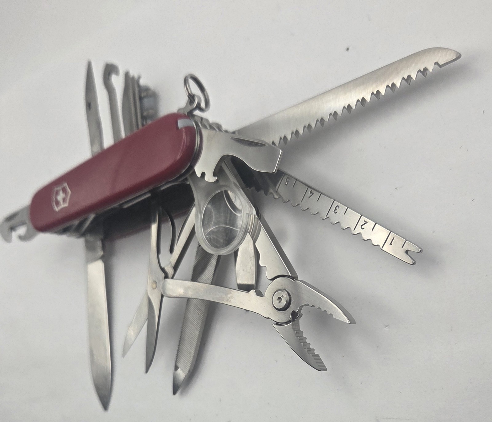 Victorinox SwissChamp Swiss Army Knife Red Multi-Tool Excellent Condition L-1