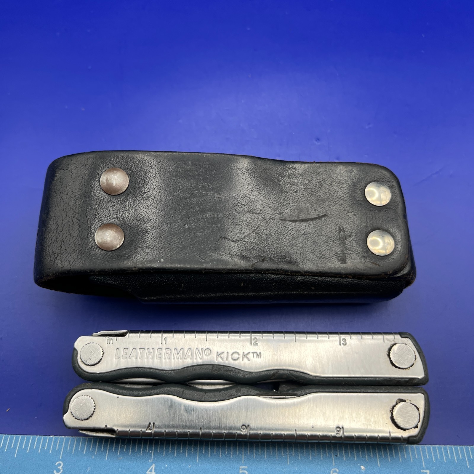 Leatherman Kick Multi-Tool w/ Sheath