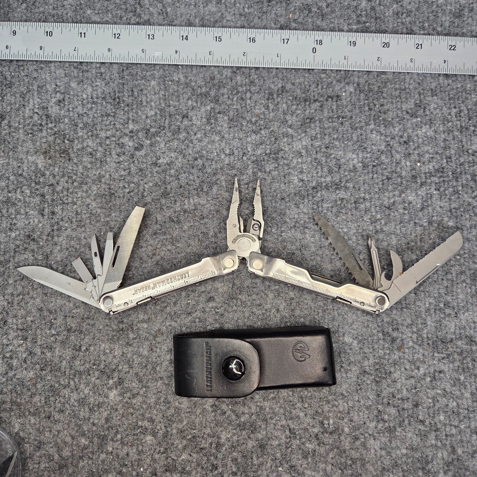 Vintage Leatherman Rebar Black with LEATHER sheath multi-tool Excellent USA