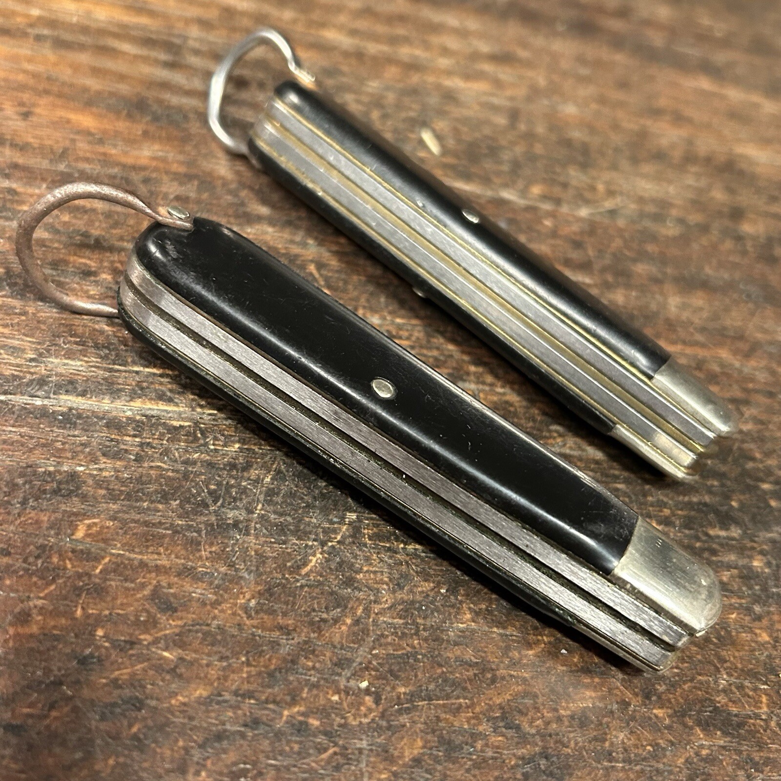 Vintage Pocket Knife Lot (2) Camillus New York USA TL-29