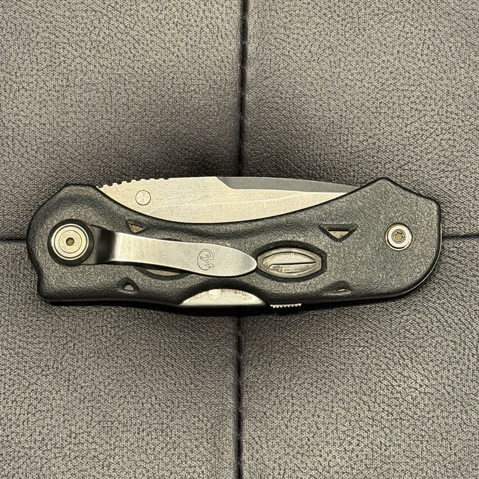 Leatherman K500 154CM Blade w/ Carabiner Lockback Knife Black Blade