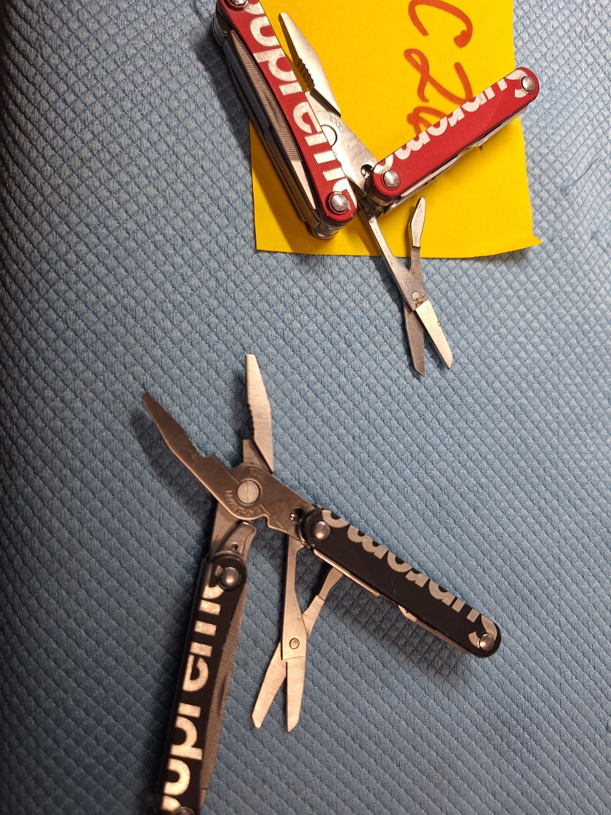 2 LEATHERMAN SUPREME PS4 SQUIRT Multi Tools AIRPORT CONFISCATION Lot C26