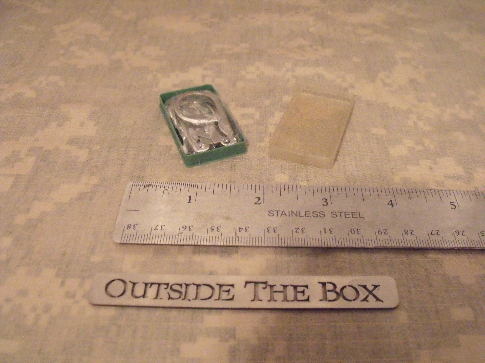 Emergency/Survival Tool: Folding Scissors 3 1/4″ Open, 1″ x 2″ Closed w/CASE