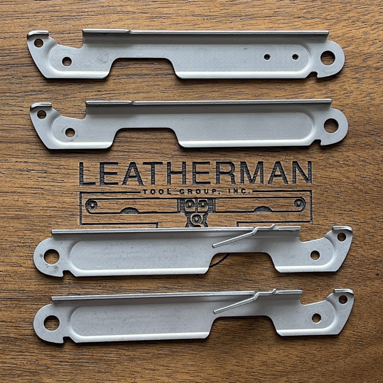 Leatherman Parts for Replacement: Leatherman FREE P4 frame/scales