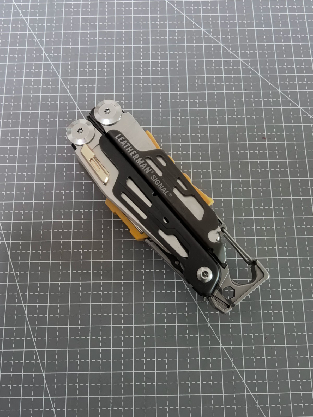 Aluminum Brass Thumb Stud for Leatherman SIGNAL with Light Slot EDC Upgrade