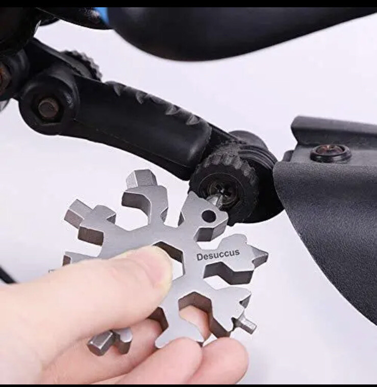 18in1 Snowflake Multi Tool Bottle Opener/flat Phillips Screwdriver Kit/wrench 2x